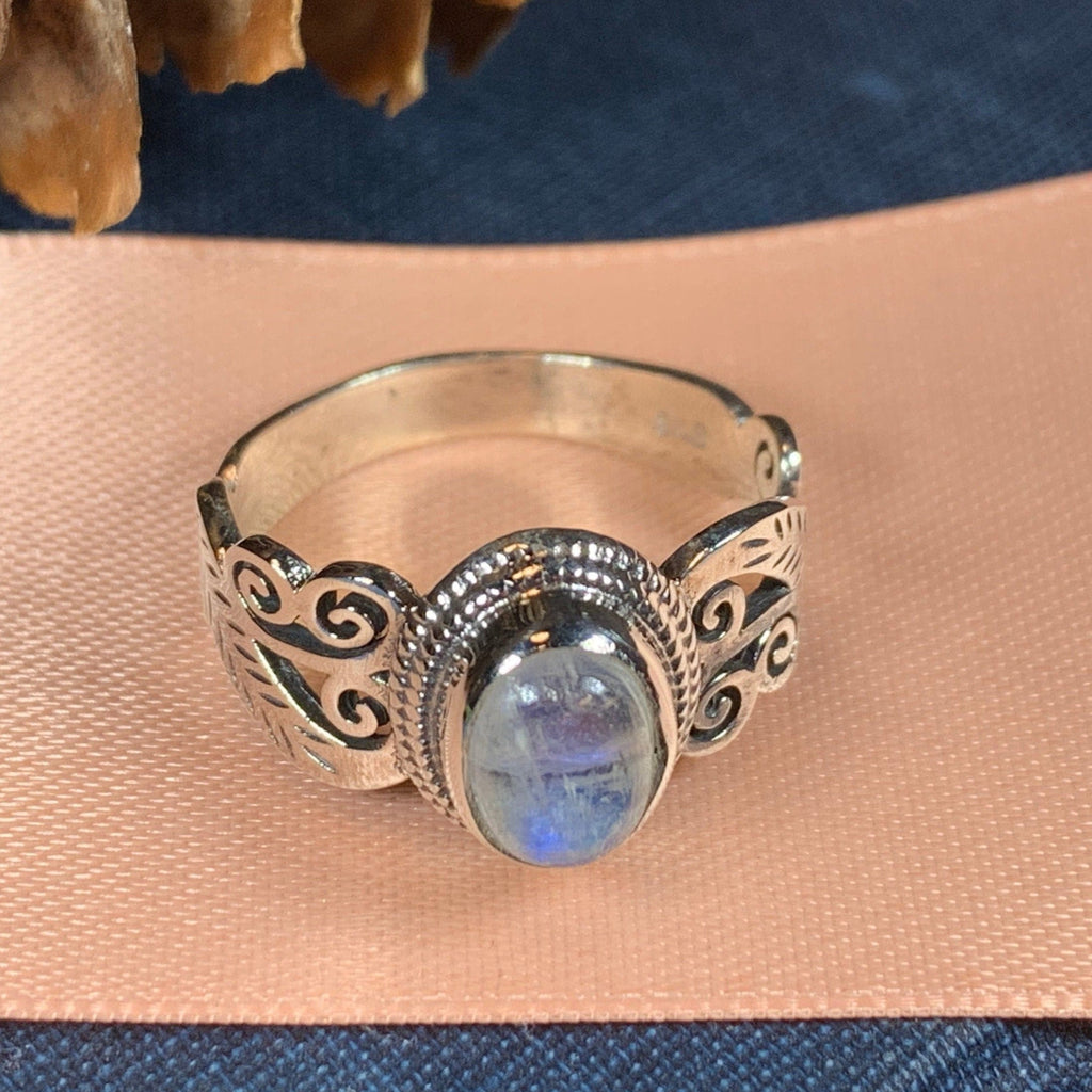Colleen Celtic Knot Ring