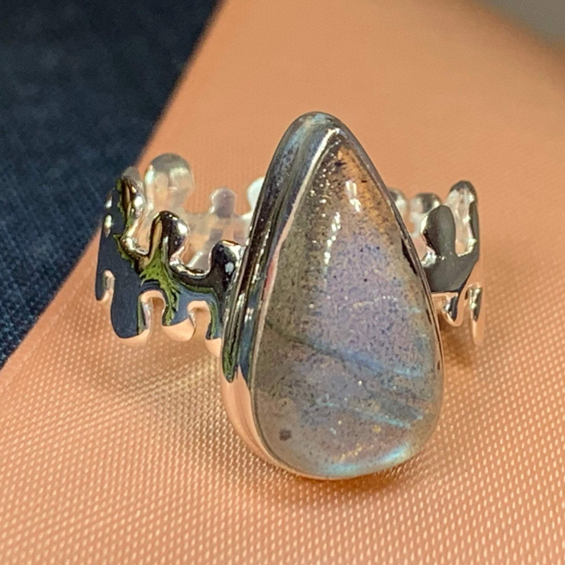 Mists of Avalon Ring