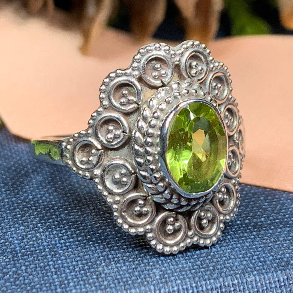 Celtic Queen Ring