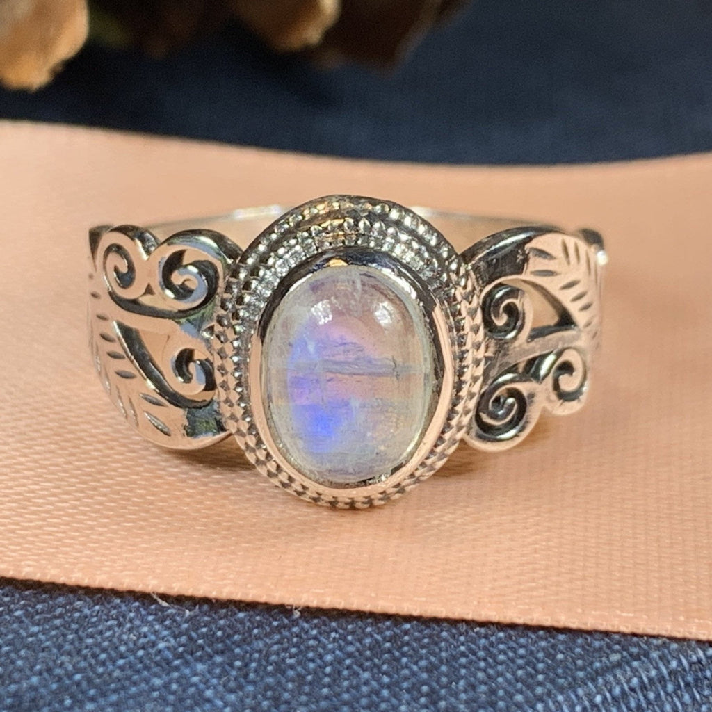 Colleen Celtic Knot Ring