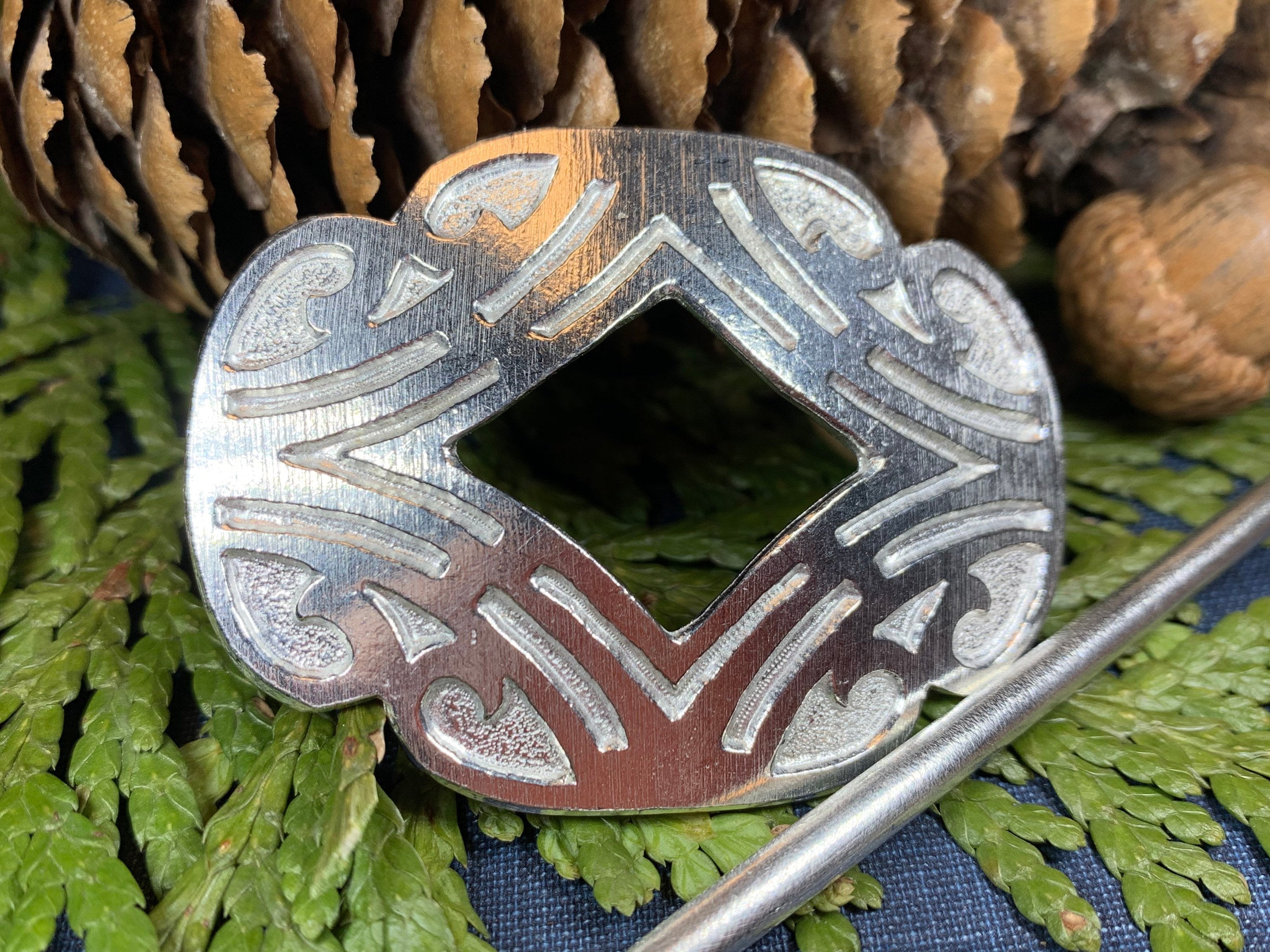 Celtic Scroll Scarf Ring