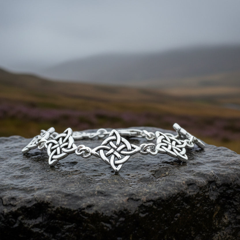 Freya Quaternary Celtic Knot Bracelet in Sterling Silver