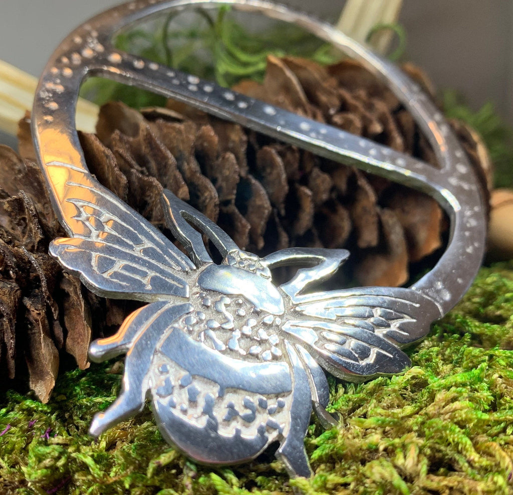 Bonnie Bee Pewter Scarf Ring - Handmade in Scotland