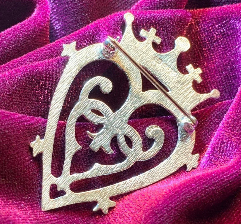 True Love Luckenbooth Brooch