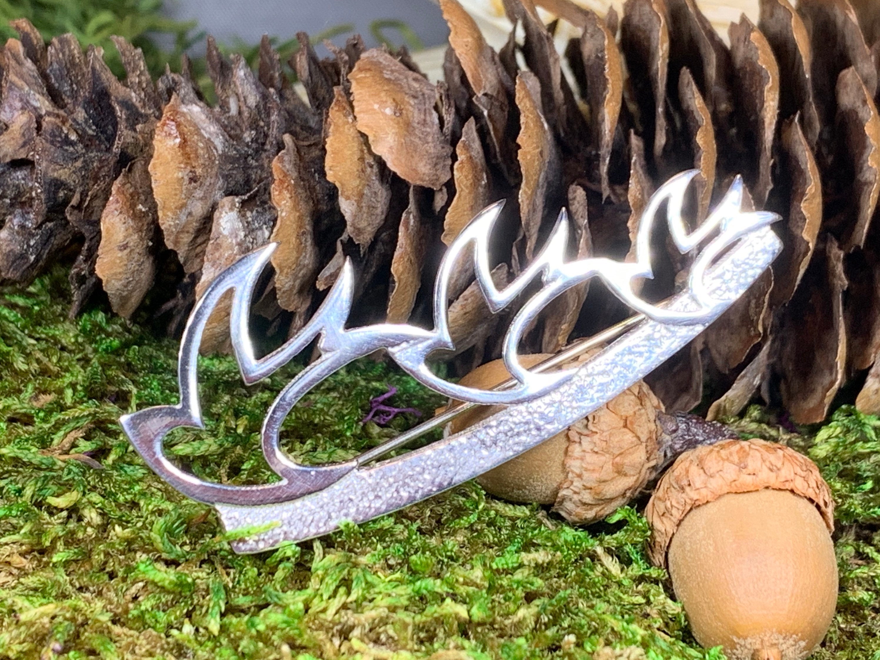Iona Doves Brooch