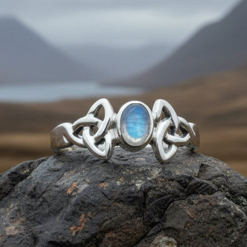 Damask Trinity Knot Moonstone Ring