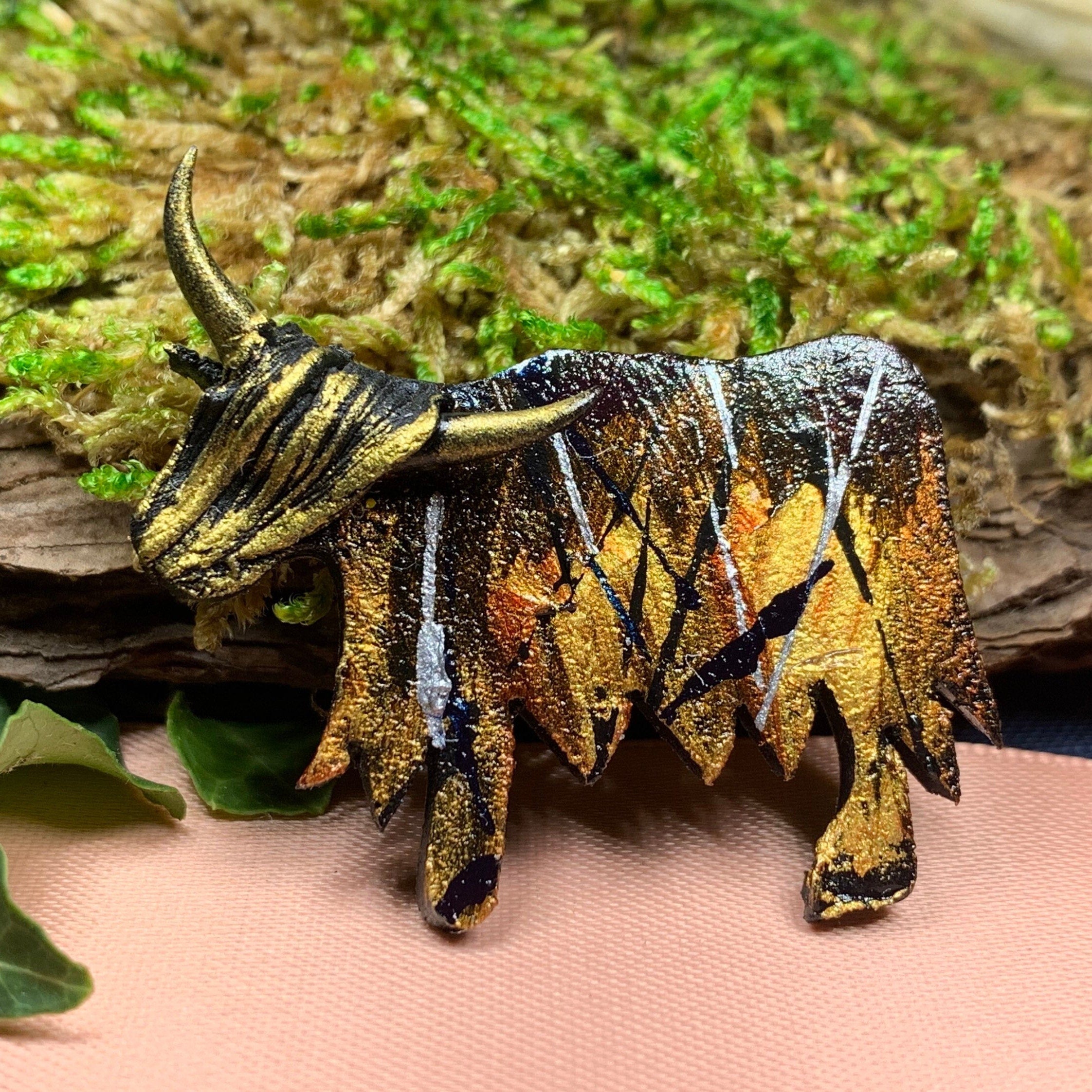Splatter Highland Cow Brooch - Handmade in Scotland