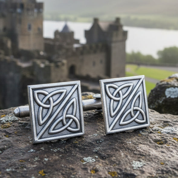 Trinity Knot Cufflinks for Men