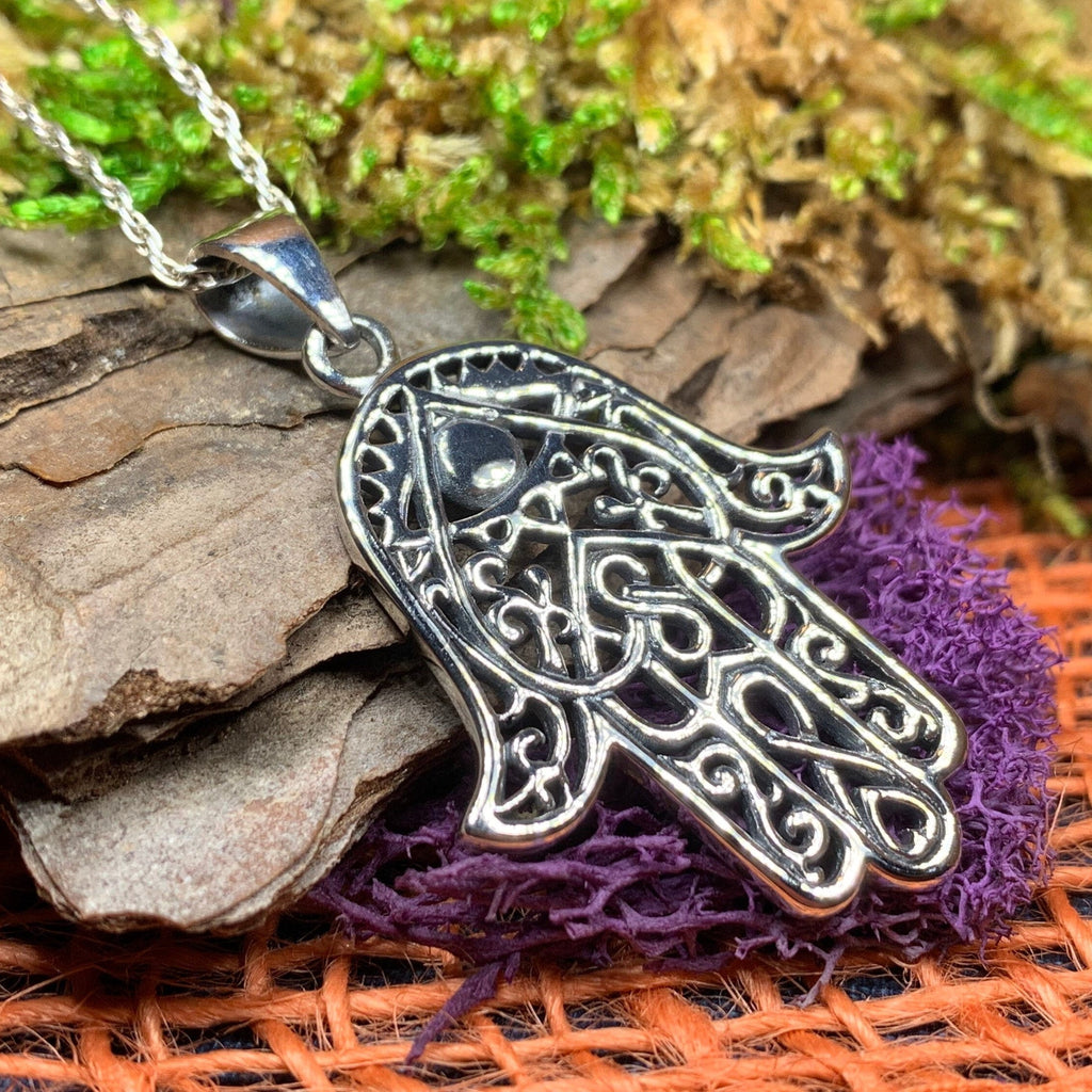 Amory Hamsa Hand Necklace in Sterling Silver