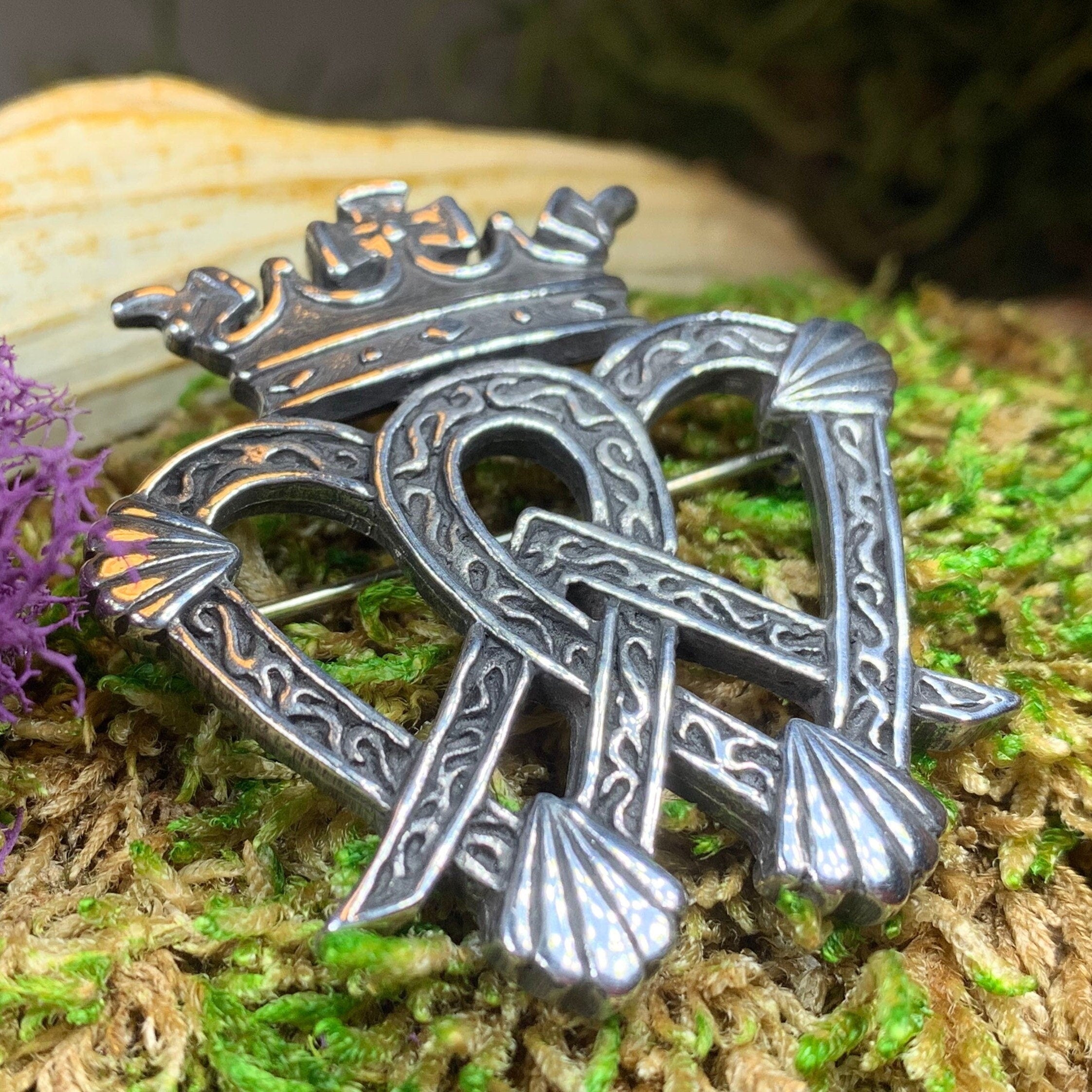 Siofa Scottish Luckenbooth Brooch - Handmade in Scotland