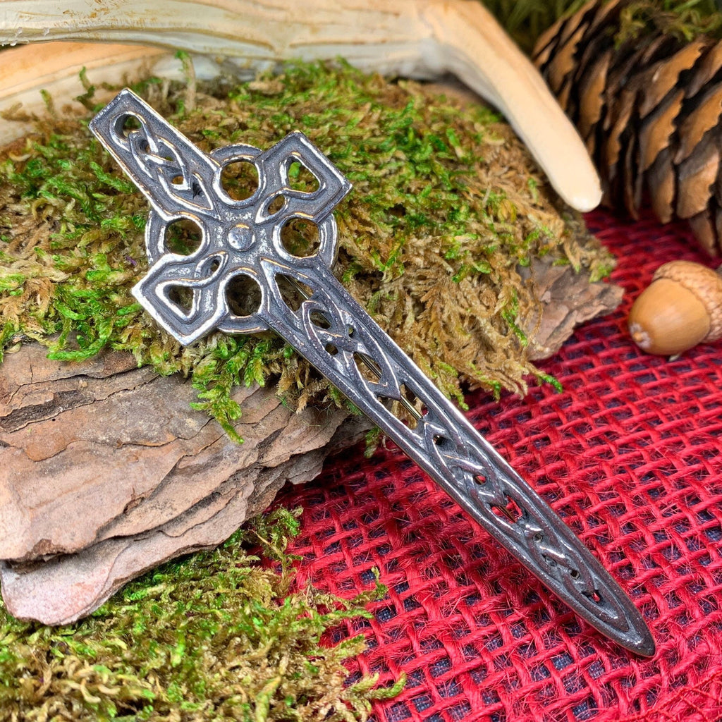 Rowan Celtic Cross Kilt Pin