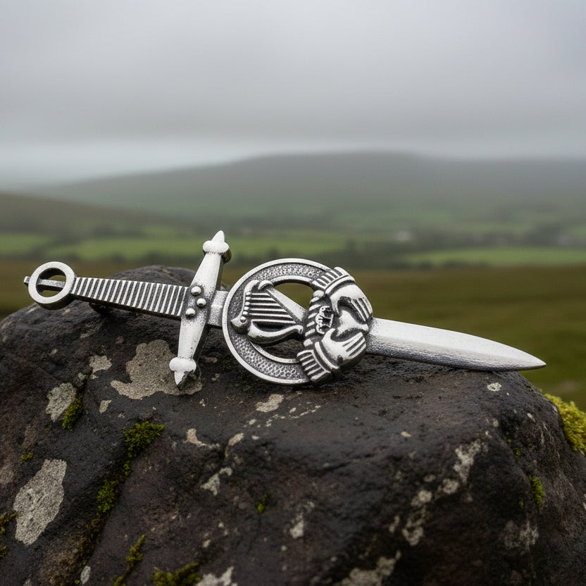 Irish Harp & Claddagh Kilt Pin