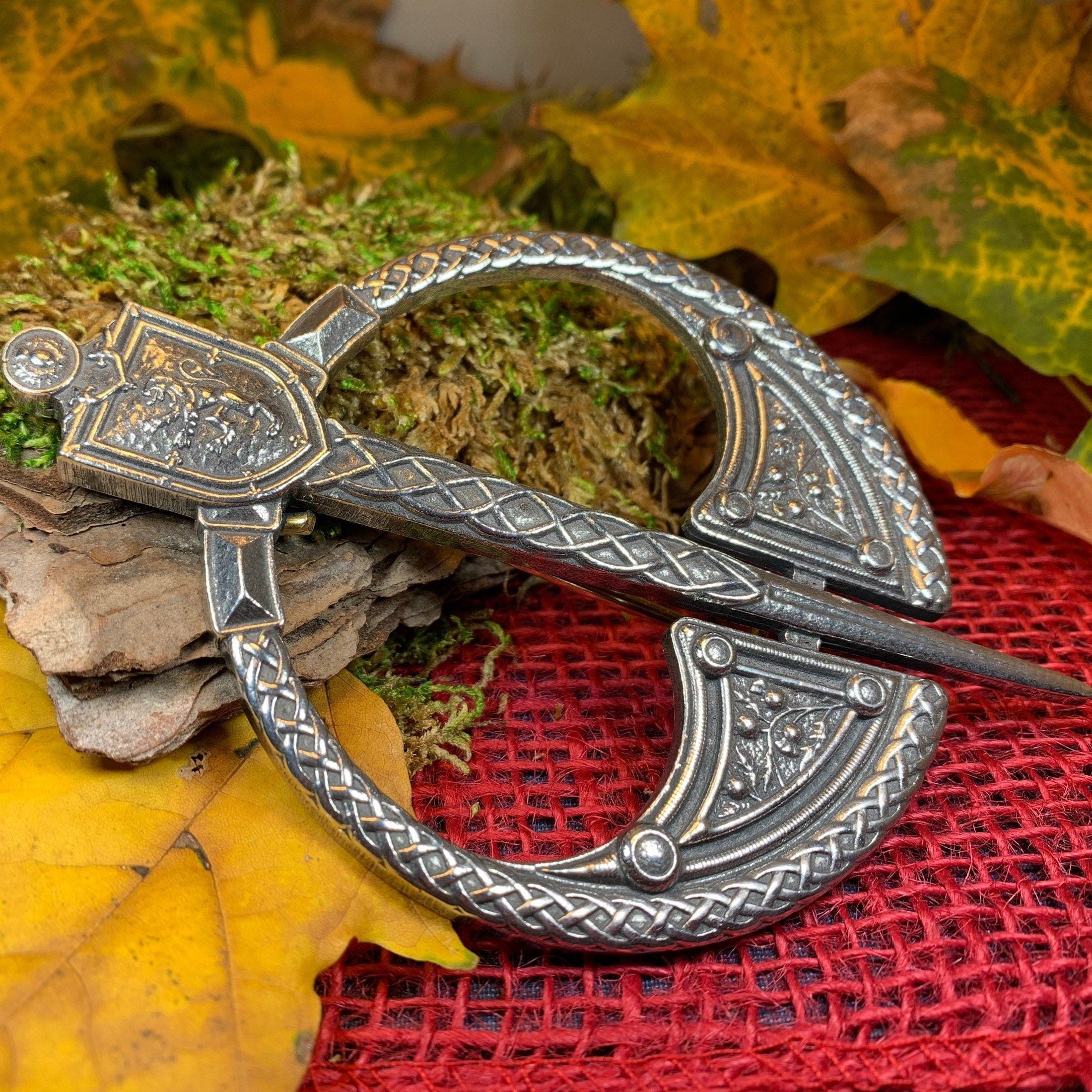 Scottish Lion Penannular Brooch