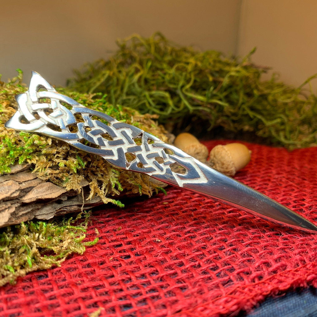 Rori Celtic Kilt Pin - Handmade in Scotland