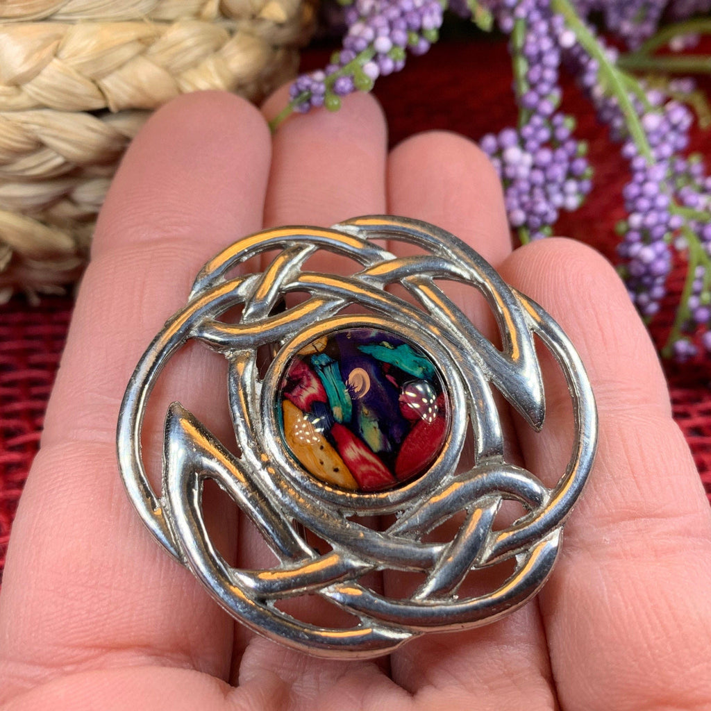 Elegant Heathergems Celtic Knot Brooch - Handmade in Scotland