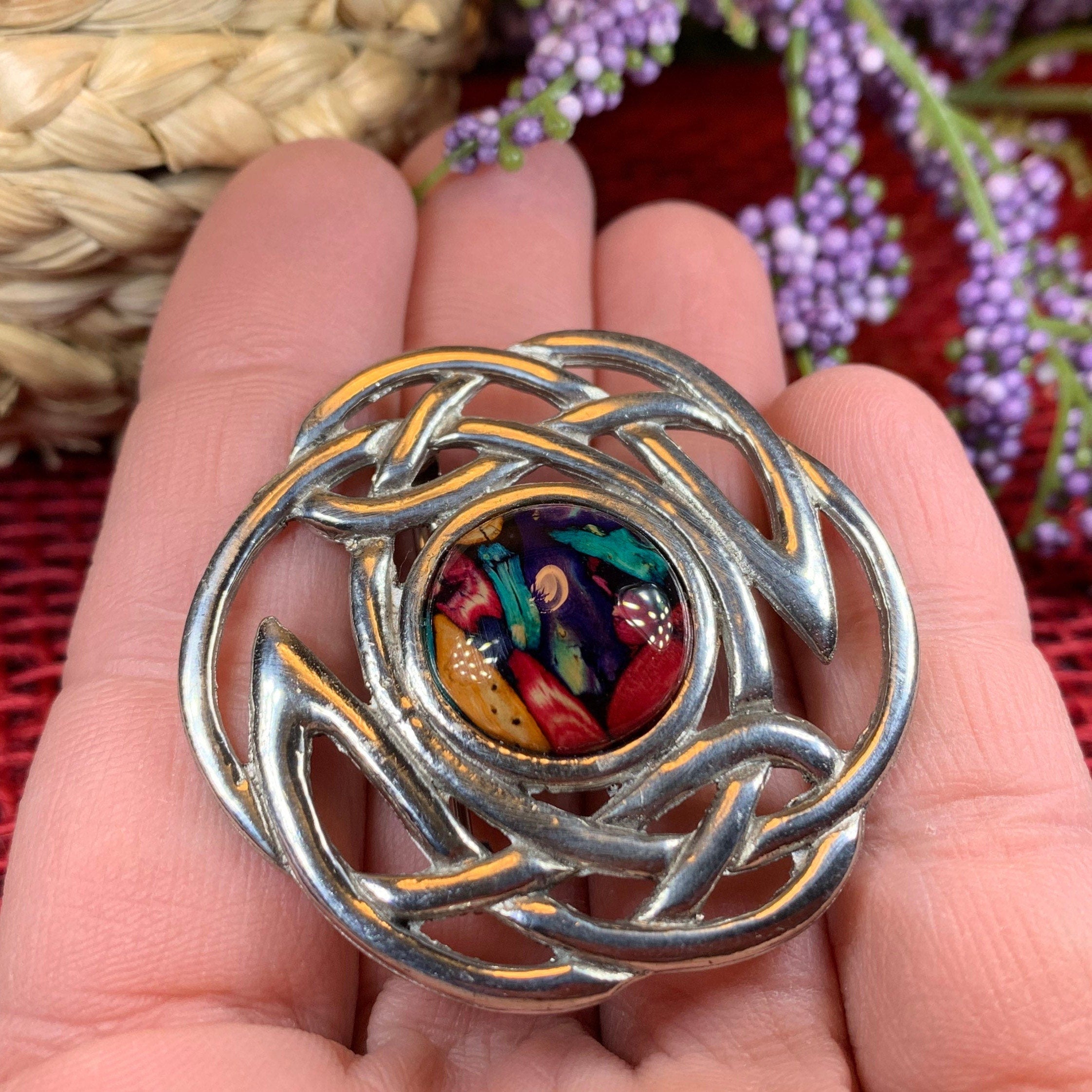 Elegant Heathergems Celtic Knot Brooch - Handmade in Scotland