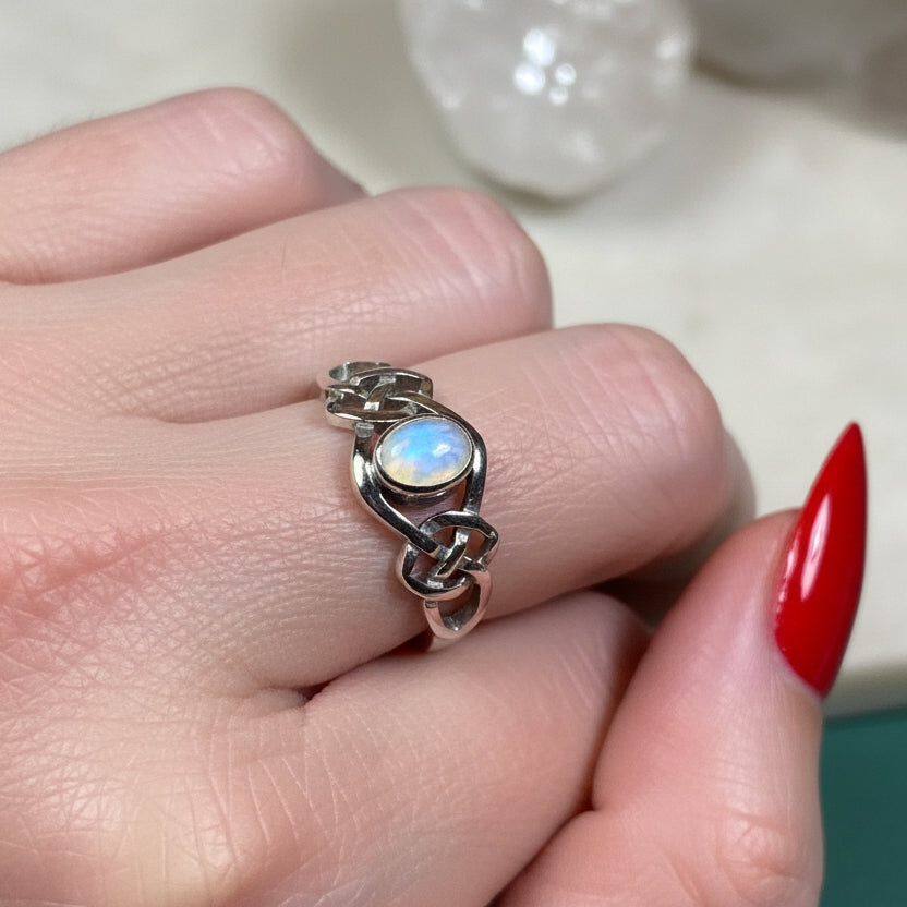 Mina Celtic Knot Ring with Mother of Pearl