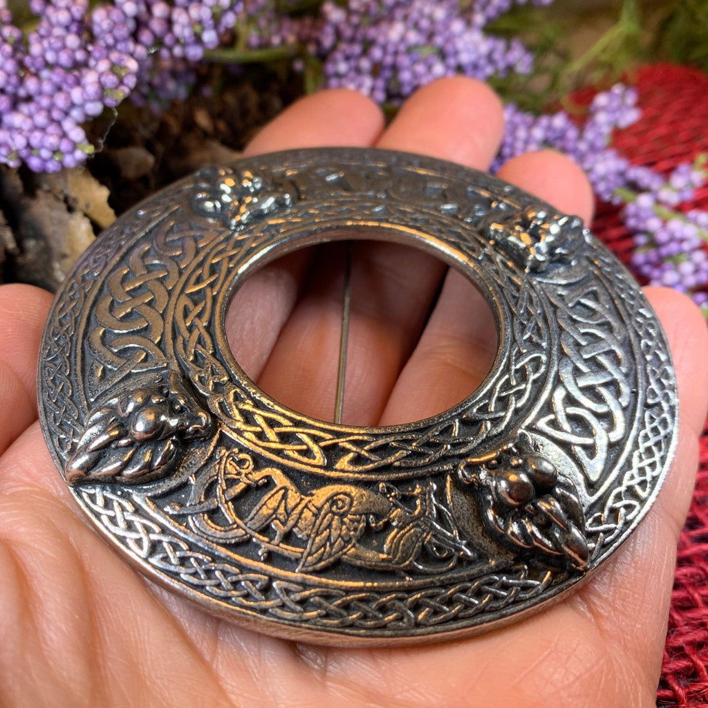 Bold Lion Brooch