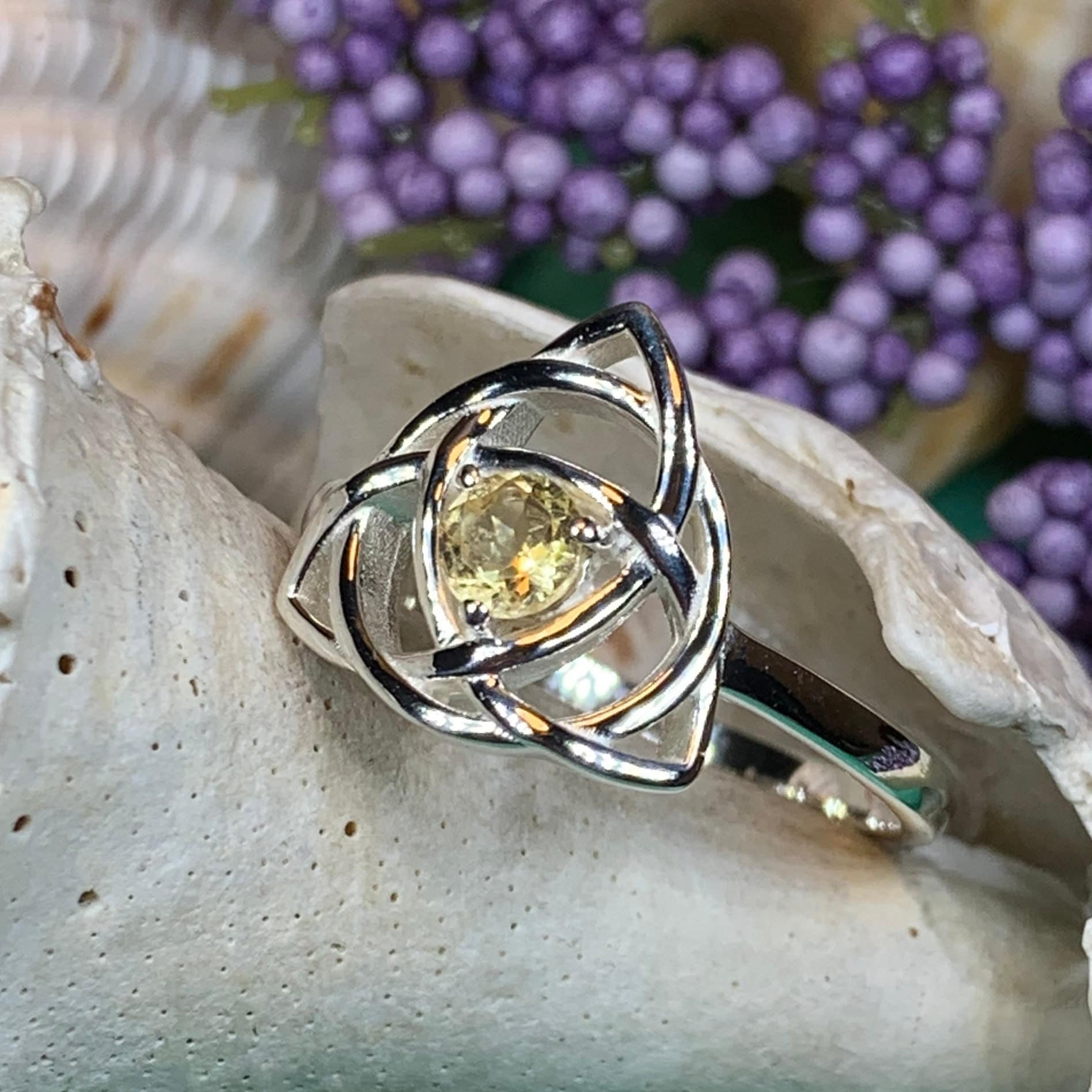 Lorinda Celtic Knot Ring