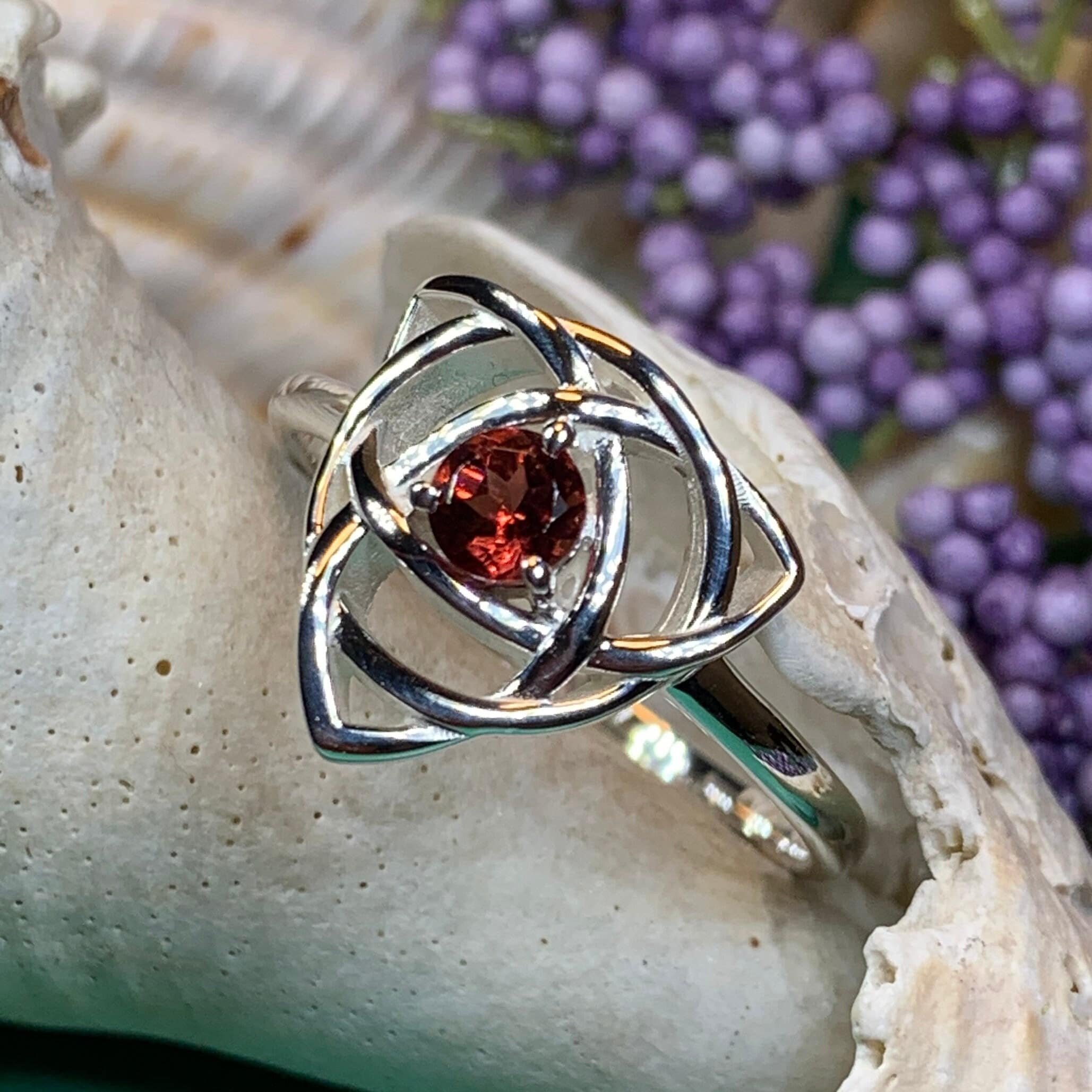 Lorinda Celtic Knot Ring