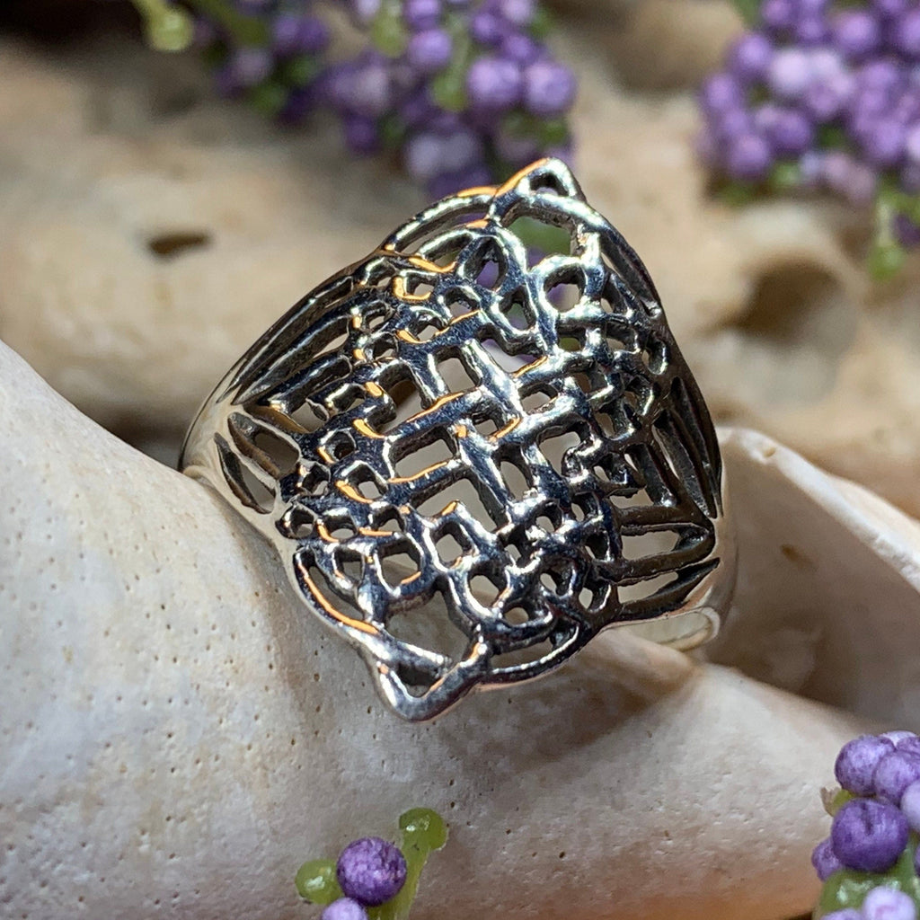 Corriander Celtic Knot Ring