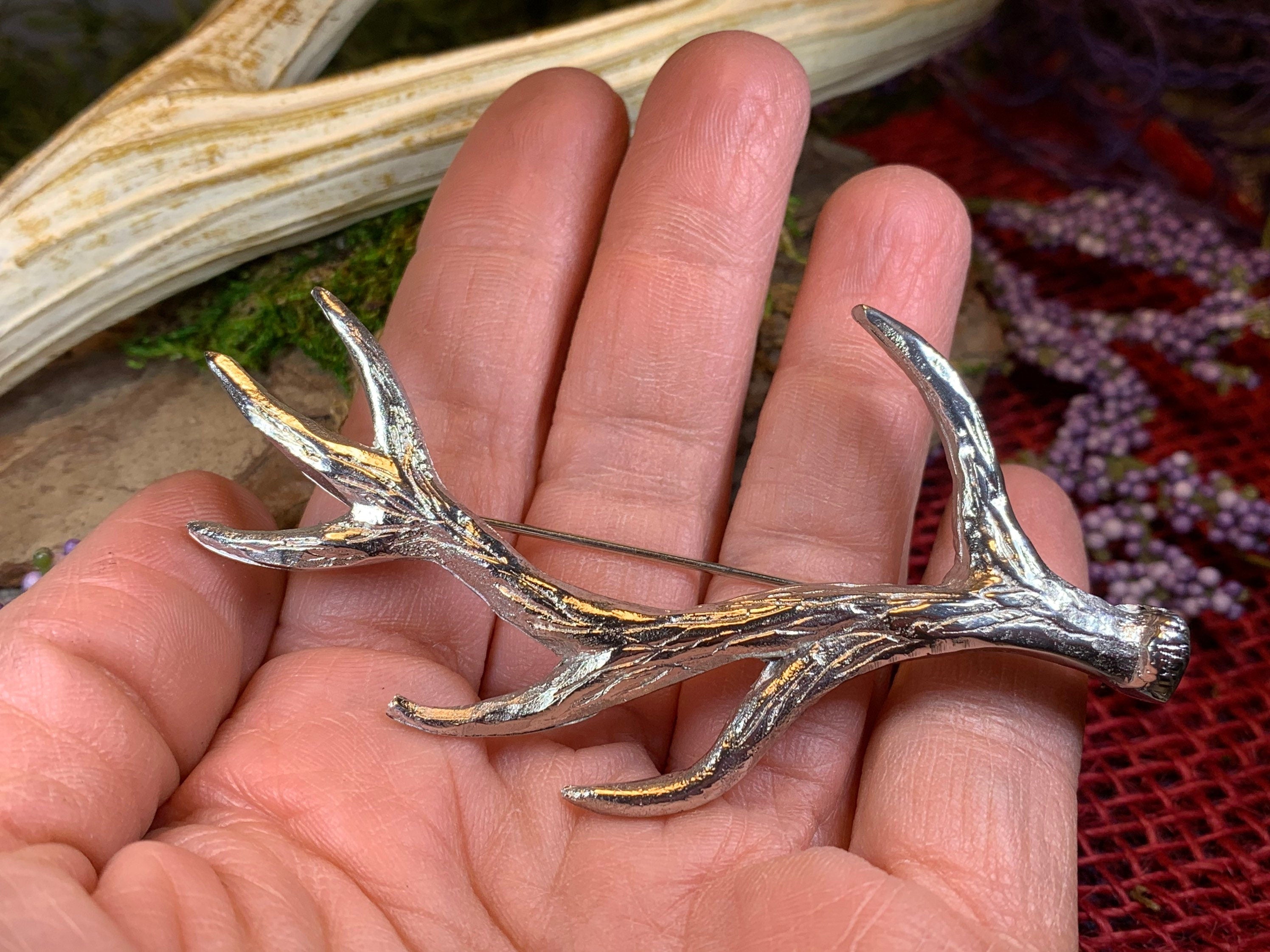 Damh Antler Kilt Pin - Handmade in Scotland