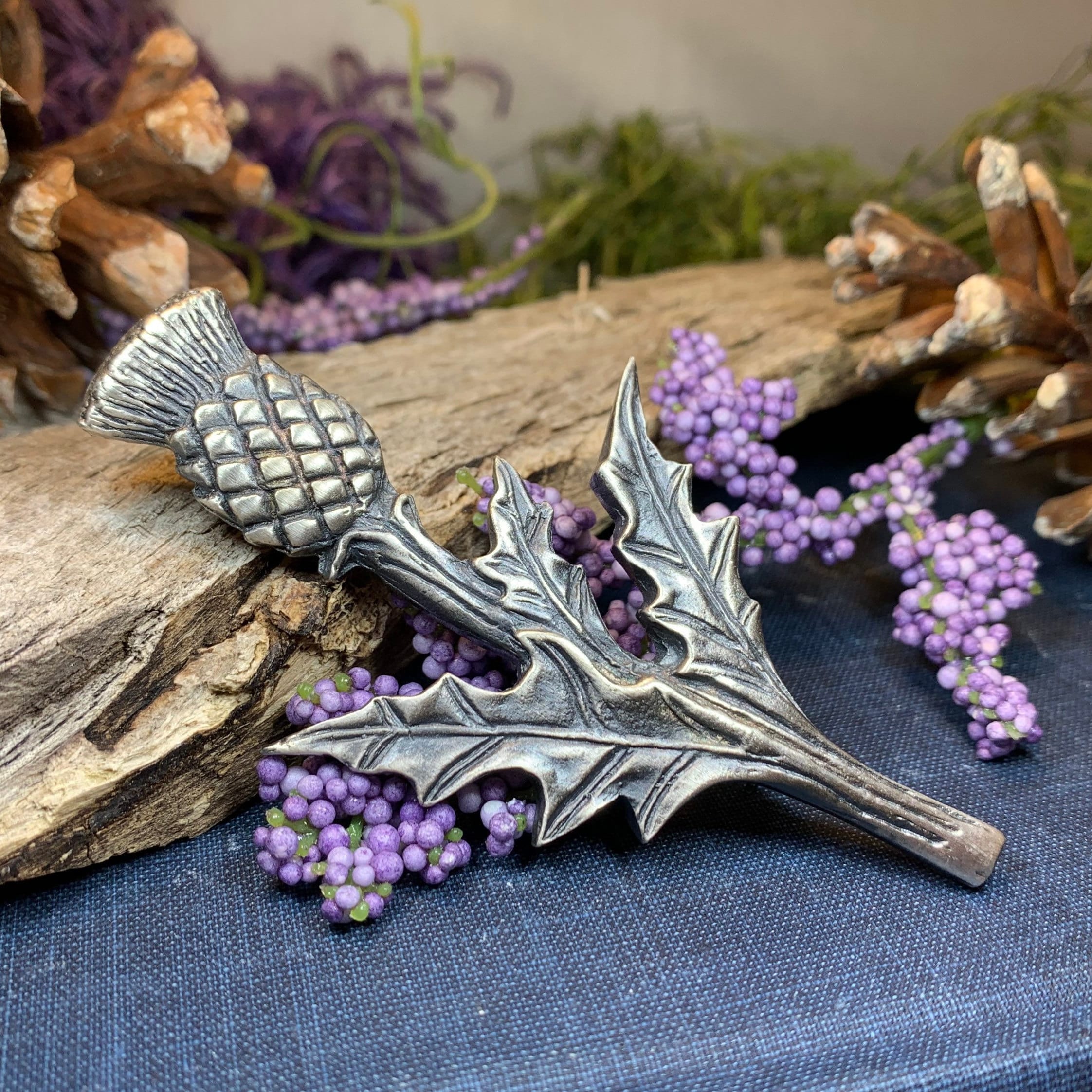 Balmoral Thistle Kilt Pin