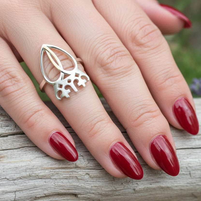 Lady Arieen Scottish Luckenbooth Ring in Sterling Silver