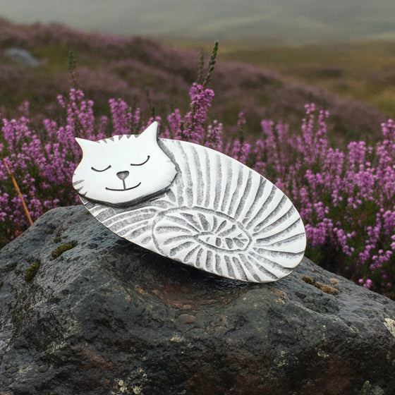 Cat Nap Cat Hair Clip for Women