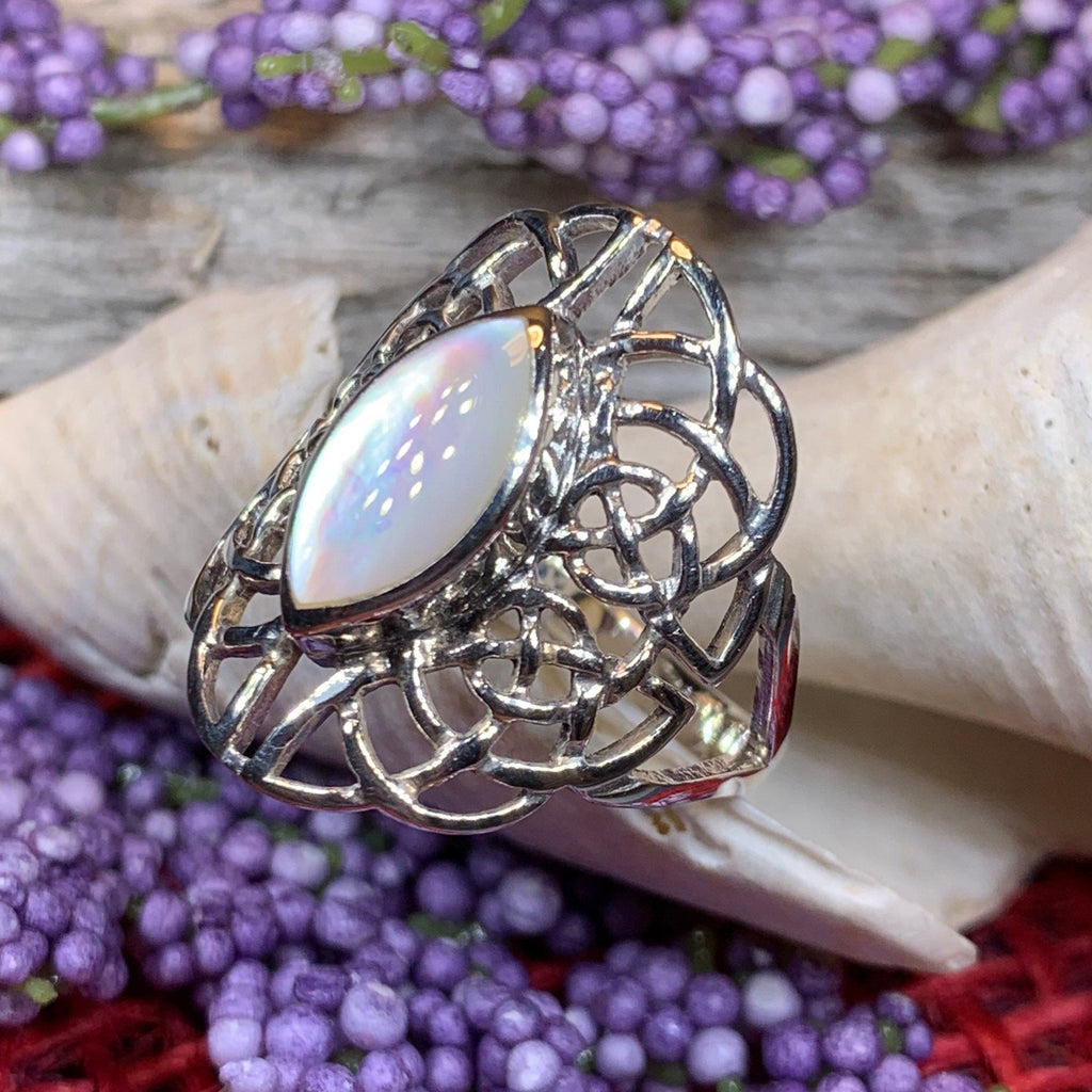 Nireena Celtic Knot Ring with Mother of Pearl