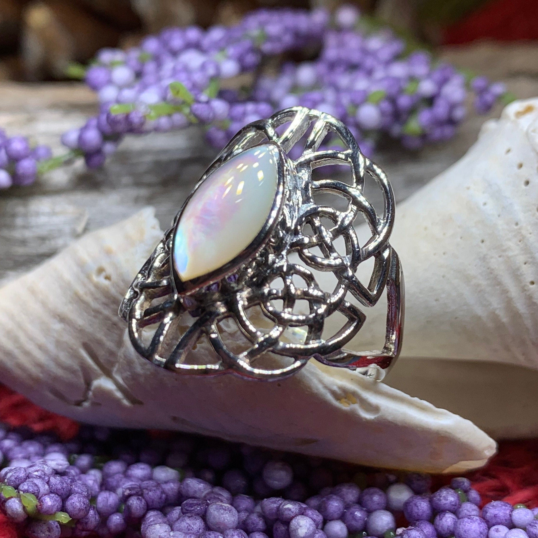 Nireena Celtic Knot Ring with Mother of Pearl