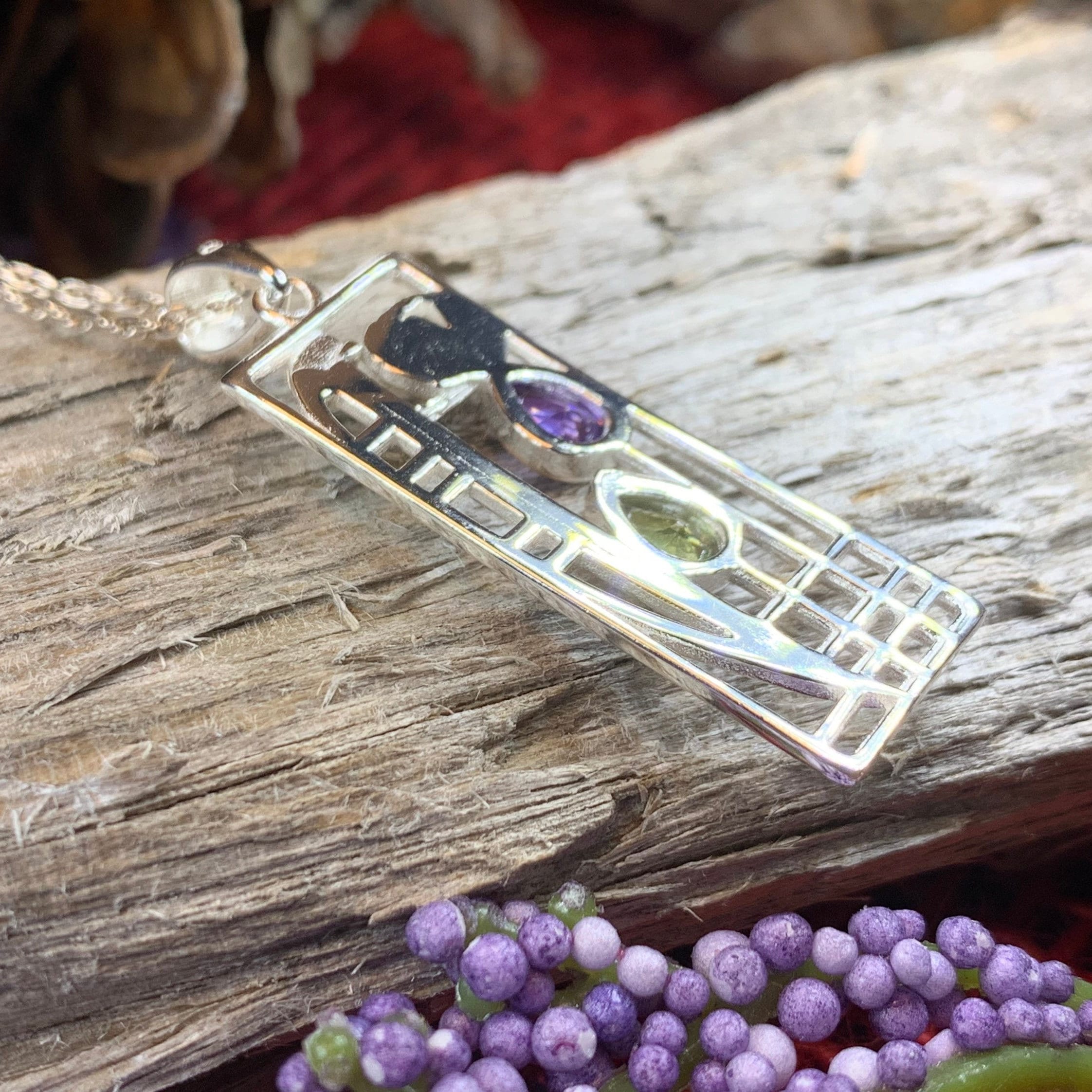 Cairn Lover Mackintosh Necklace