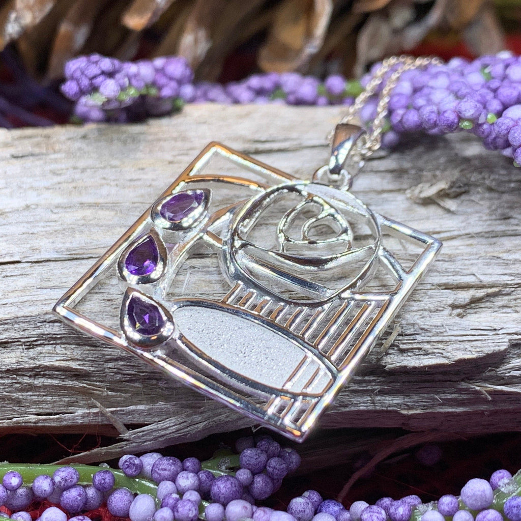 Cairn Clyde Mackintosh Necklace