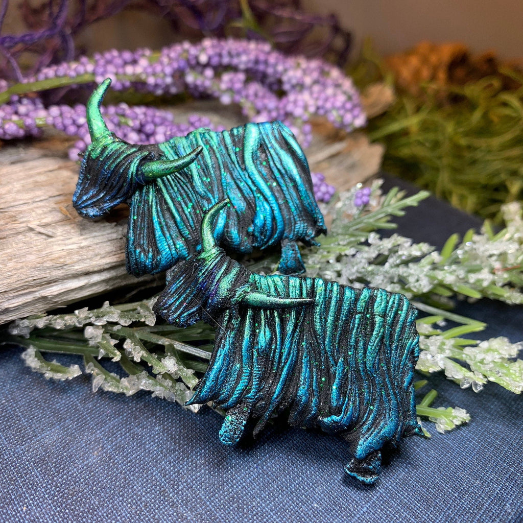 Shaggy Highland Cow Brooch - Handmade in Scotland