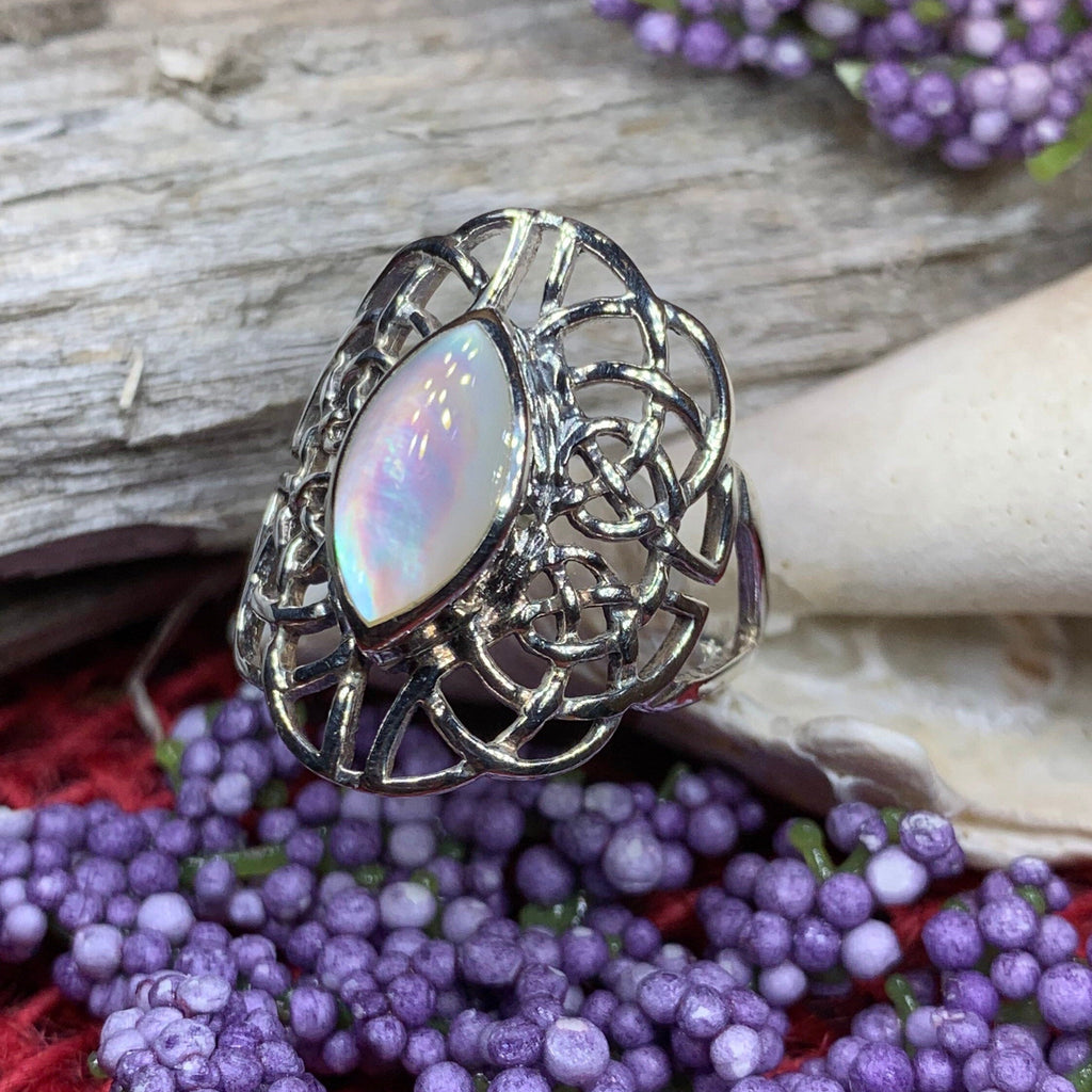 Nireena Celtic Knot Ring with Mother of Pearl