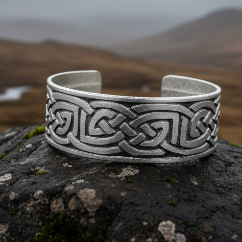 Lindesfarne Celtic Knot Bracelet