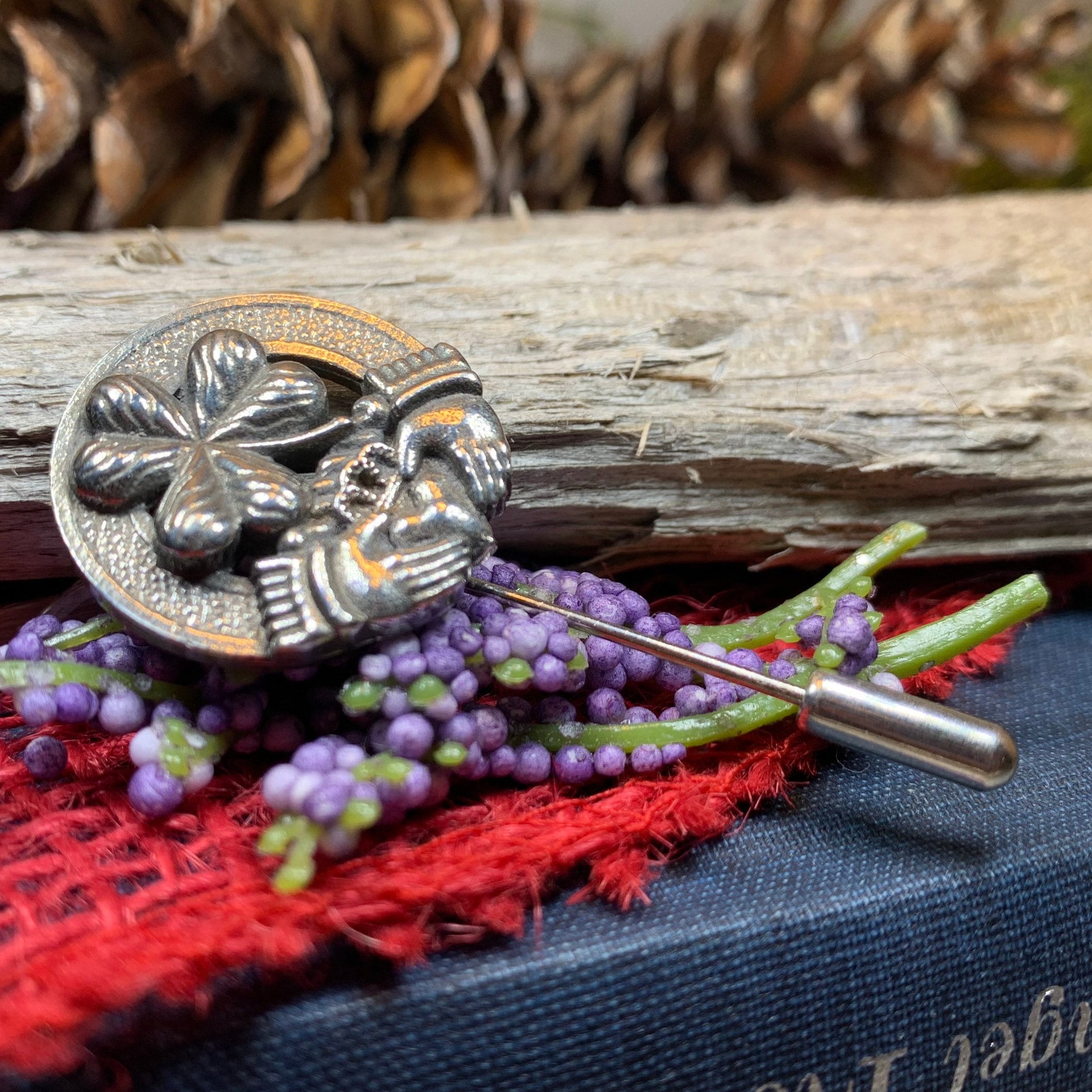 Irish Claddagh Stick Pin