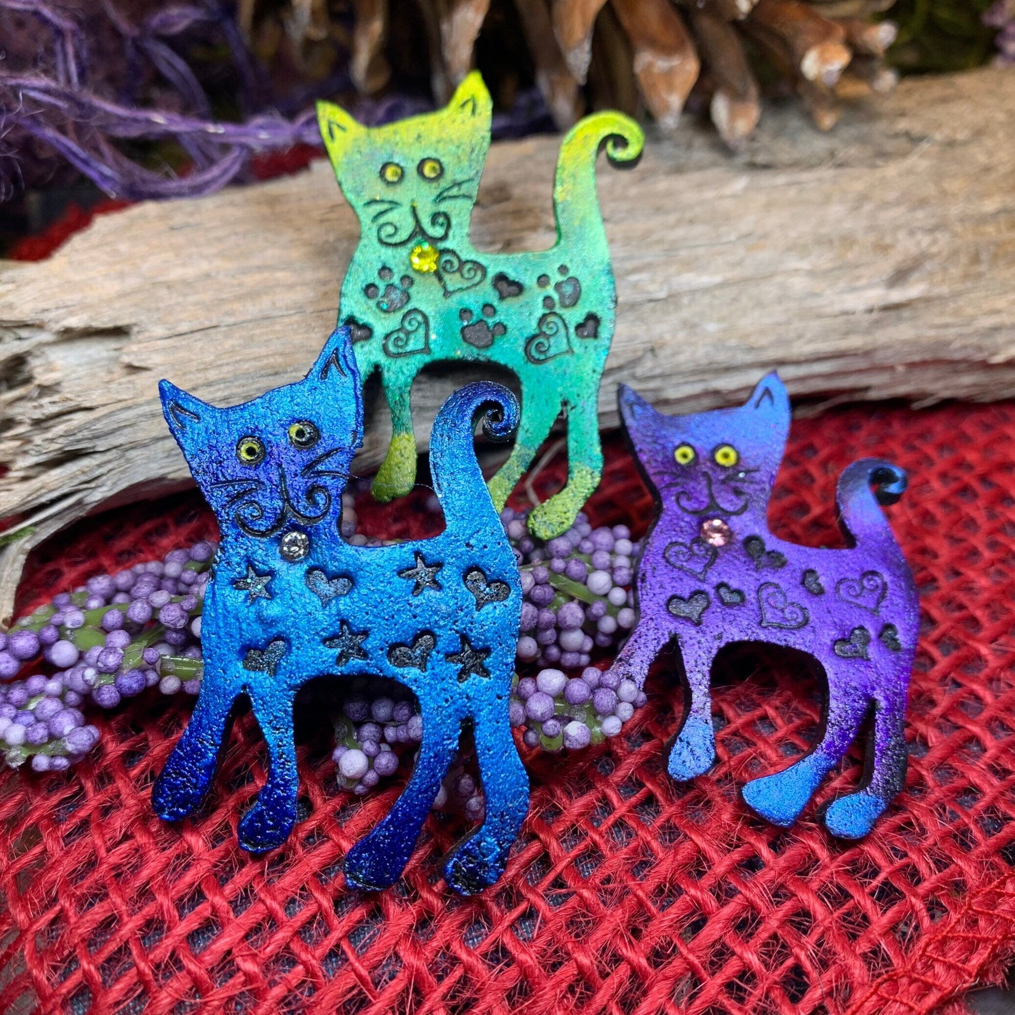 Zesty Cat Brooch - Handmade in Scotland