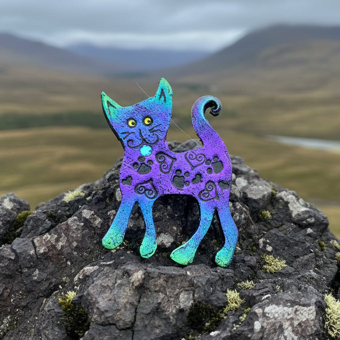 Zesty Cat Brooch - Handmade in Scotland