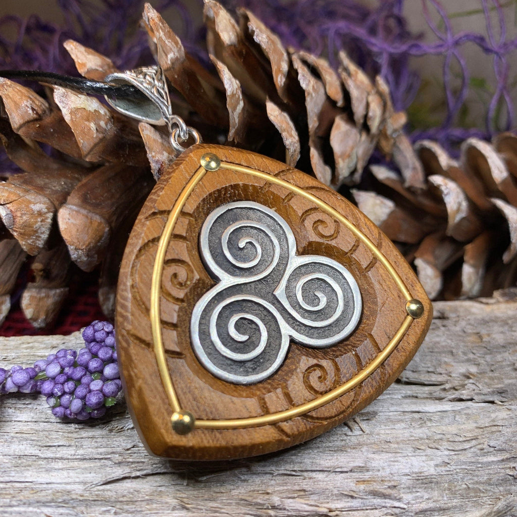 Hallglen Celtic Triple Spiral Necklace