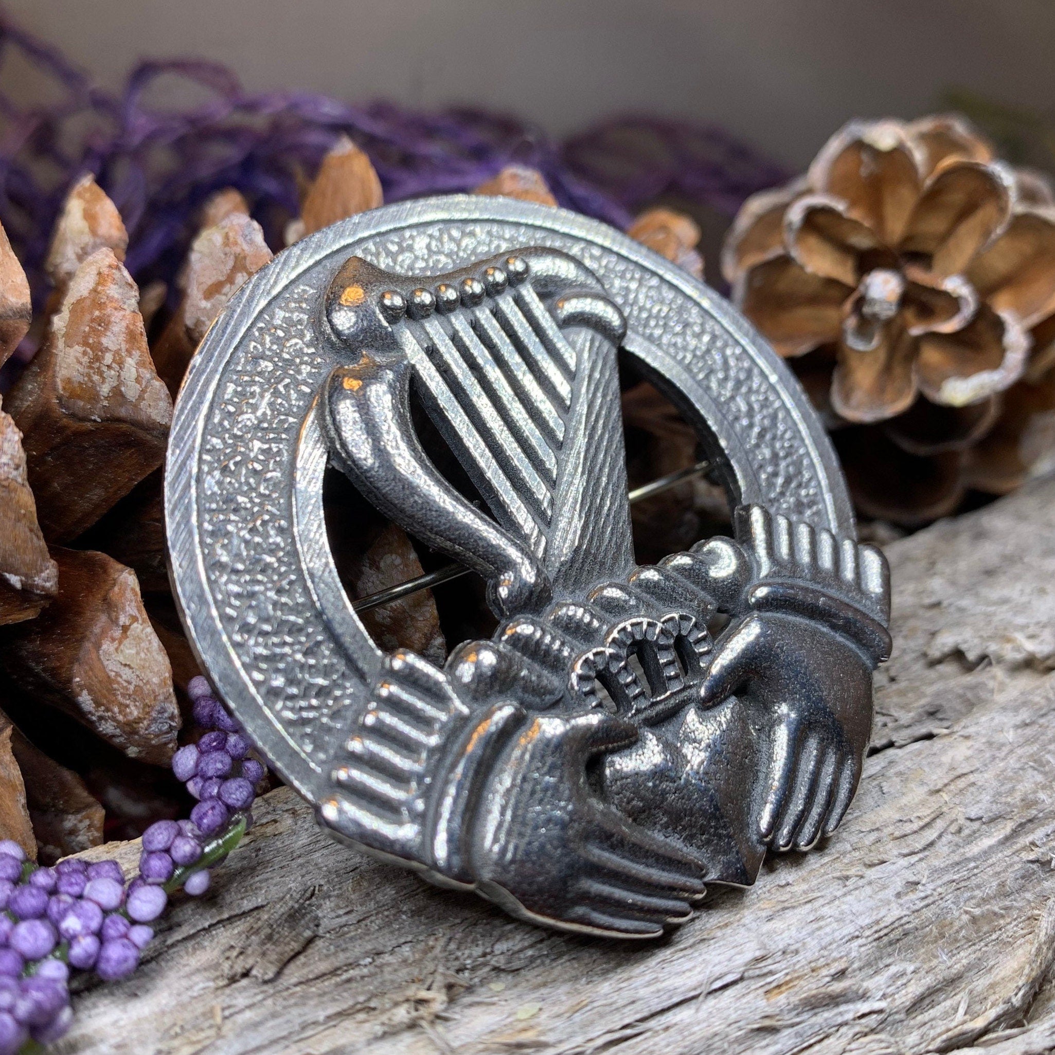 Irish Claddagh Harp Brooch