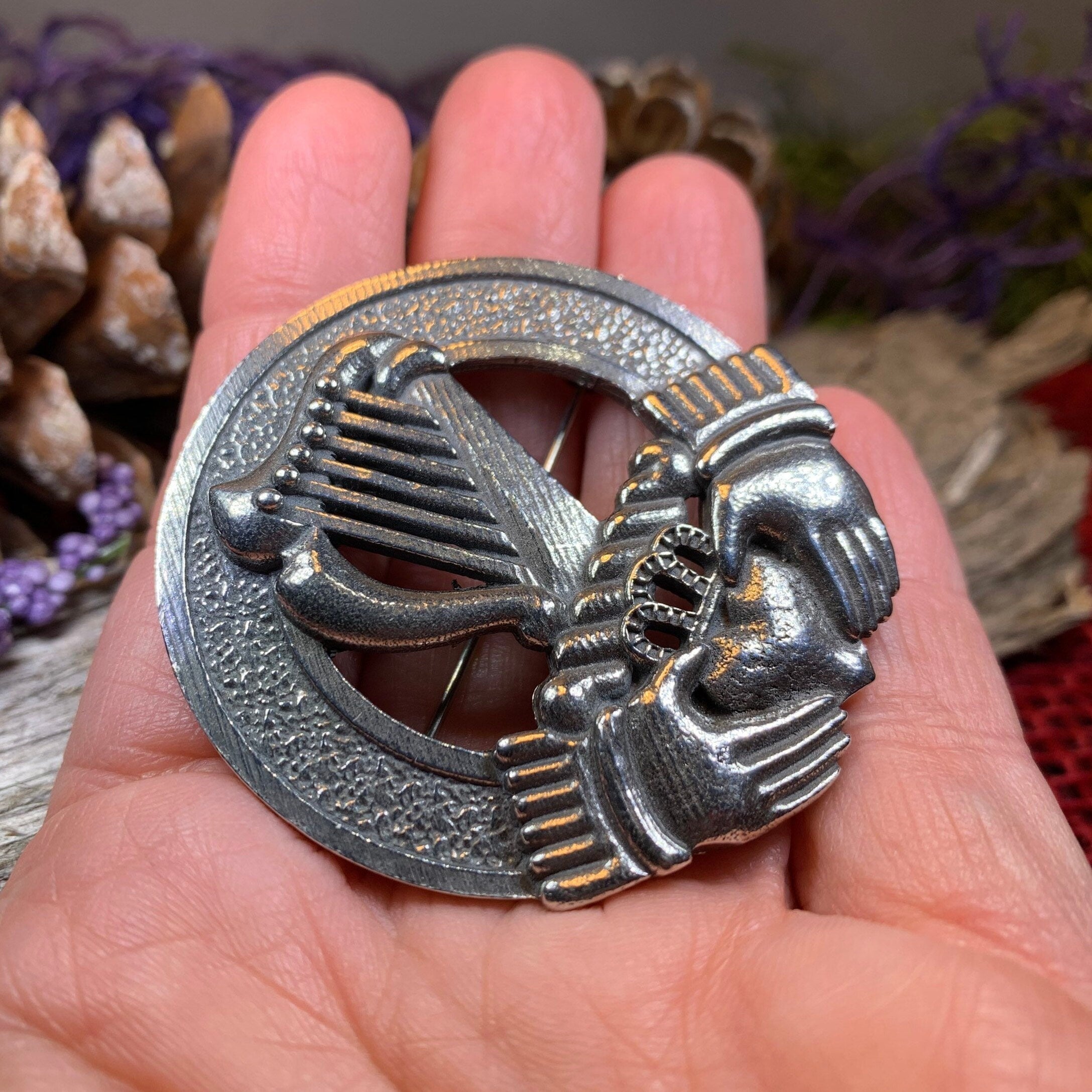 Irish Claddagh Harp Brooch