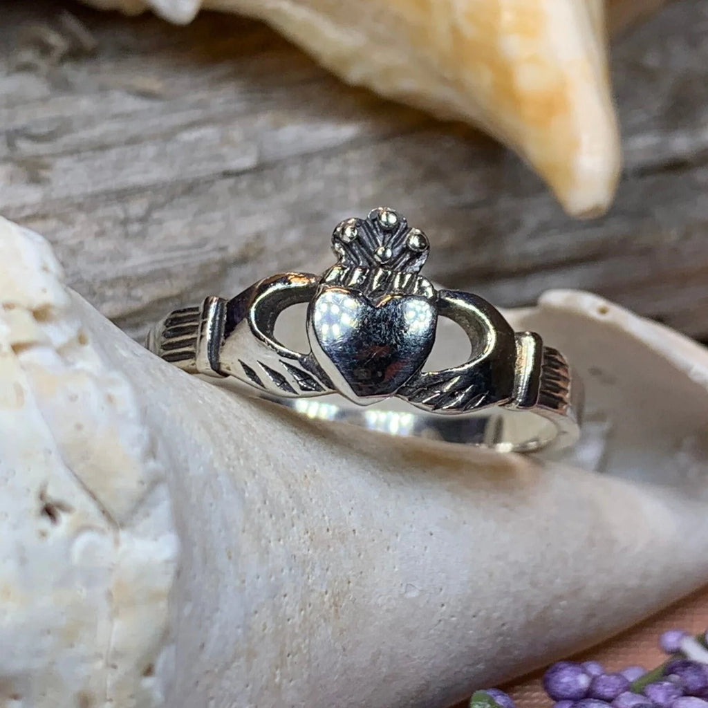 Delvin Irish Claddagh Ring in Sterling Silver