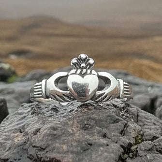 Delvin Irish Claddagh Ring in Sterling Silver