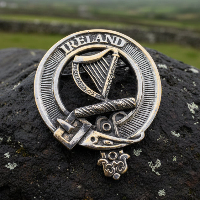 Irish Harp Brooch in Pewter