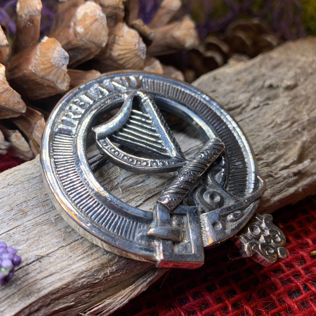 Irish Harp Brooch in Pewter