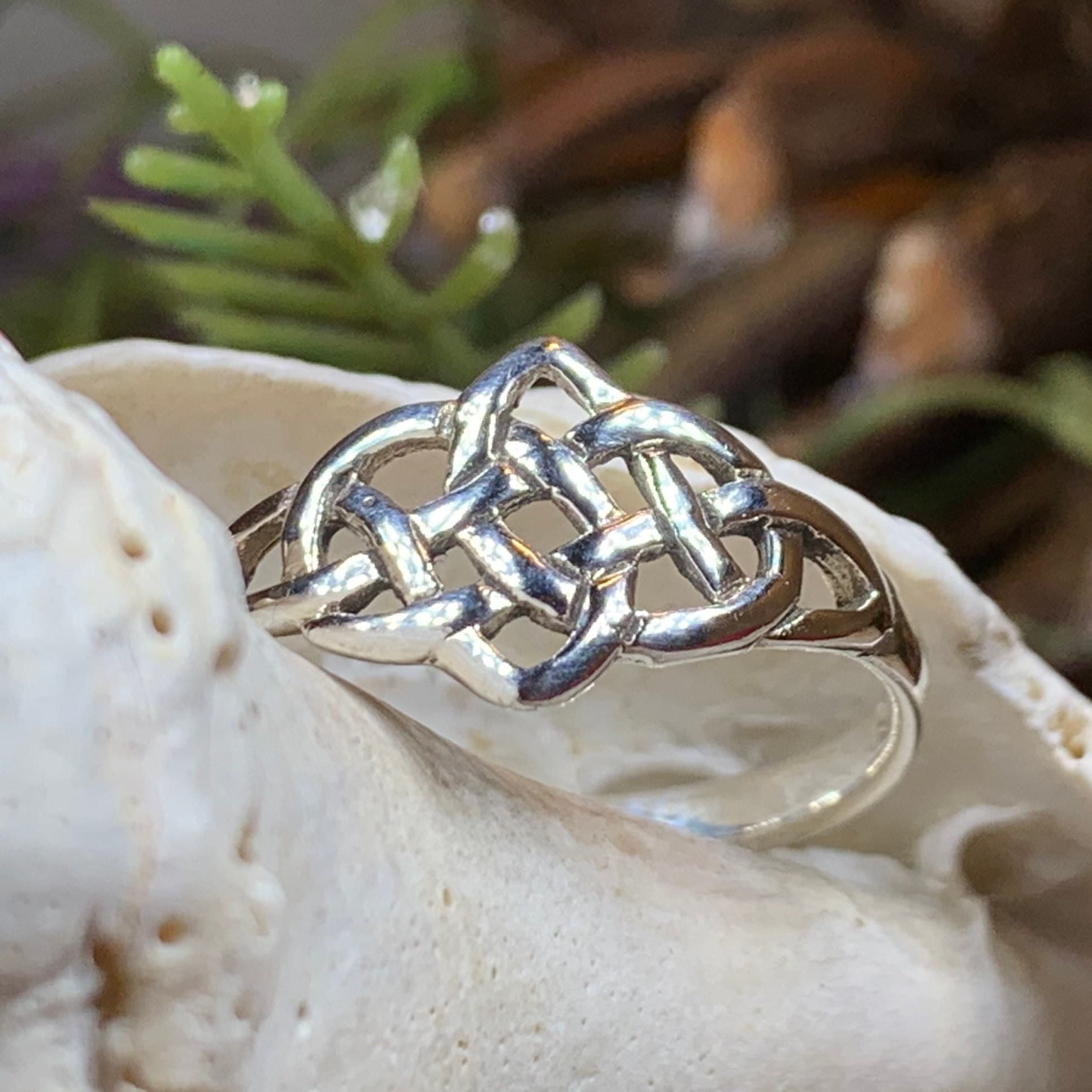 Lilou Celtic Knot Ring in Sterling Silver