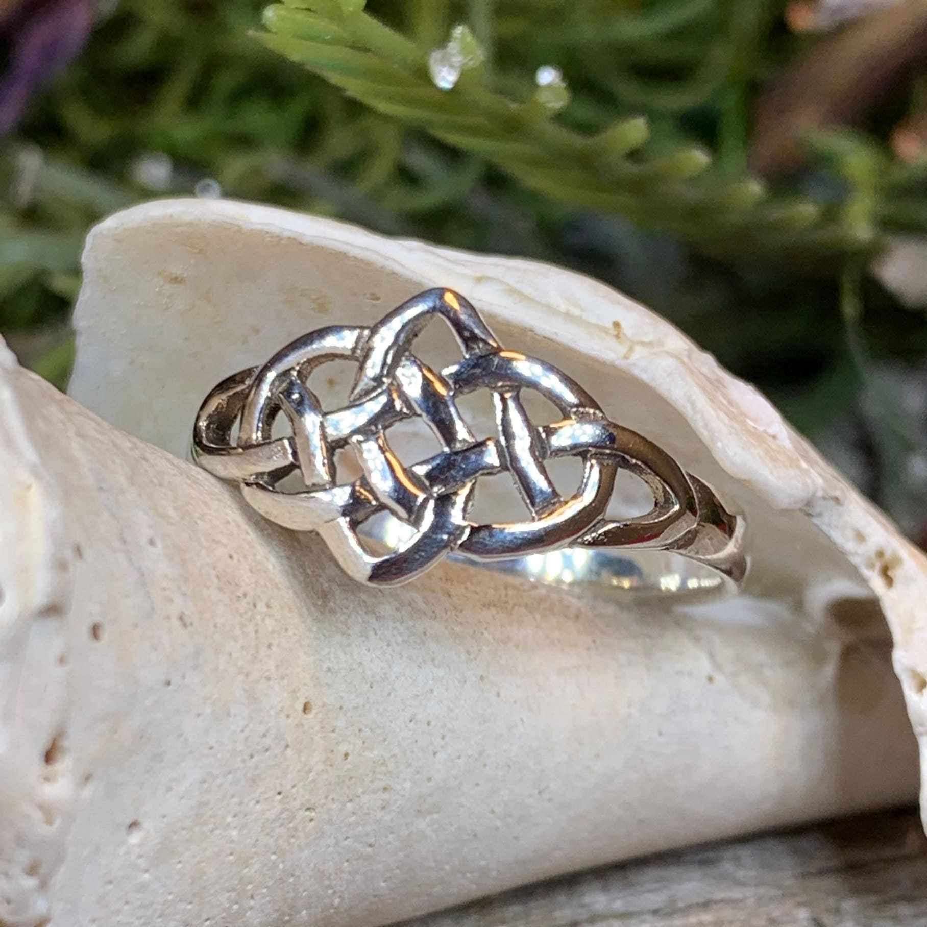 Lilou Celtic Knot Ring in Sterling Silver