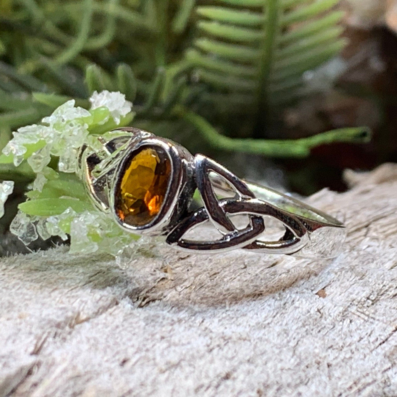 Faelyn Celtic Trinity Knot Ring