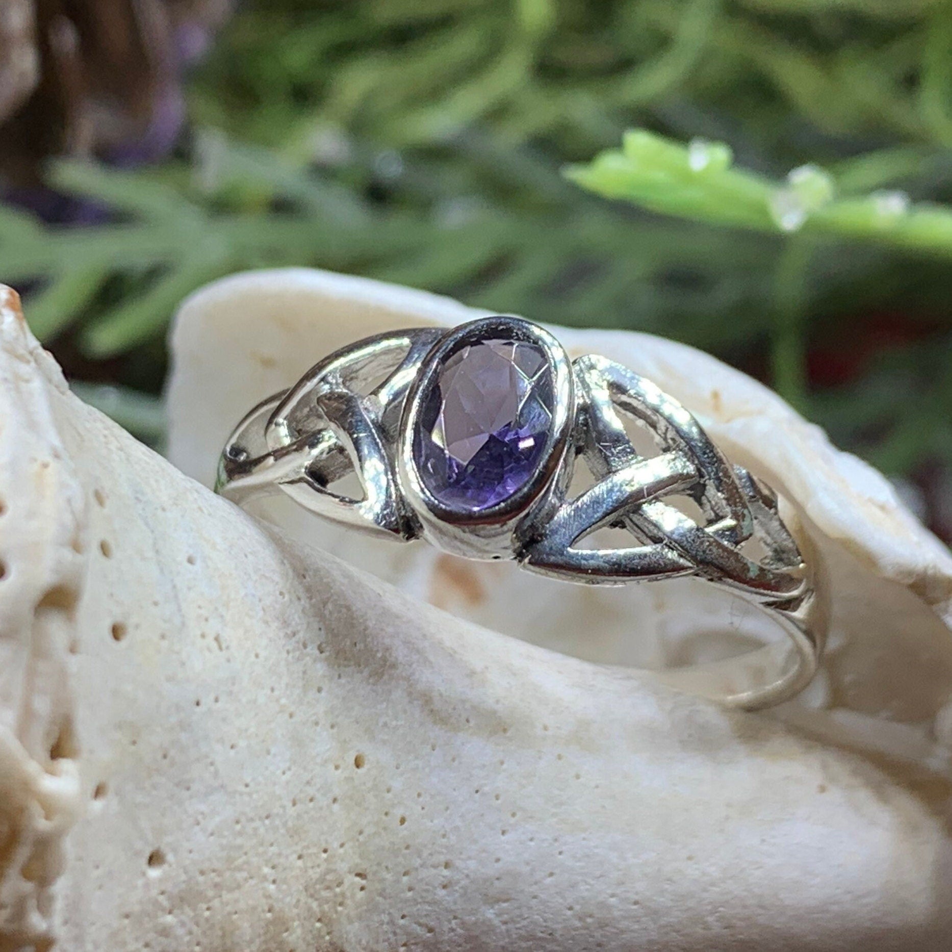 Faelyn Celtic Trinity Knot Ring
